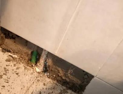 嘉陵楼顶漏水维修公司分享下修复水管漏水的几种小方法